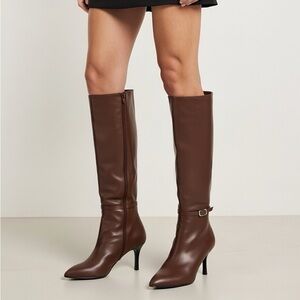 Elegant Brown Heeled Boots